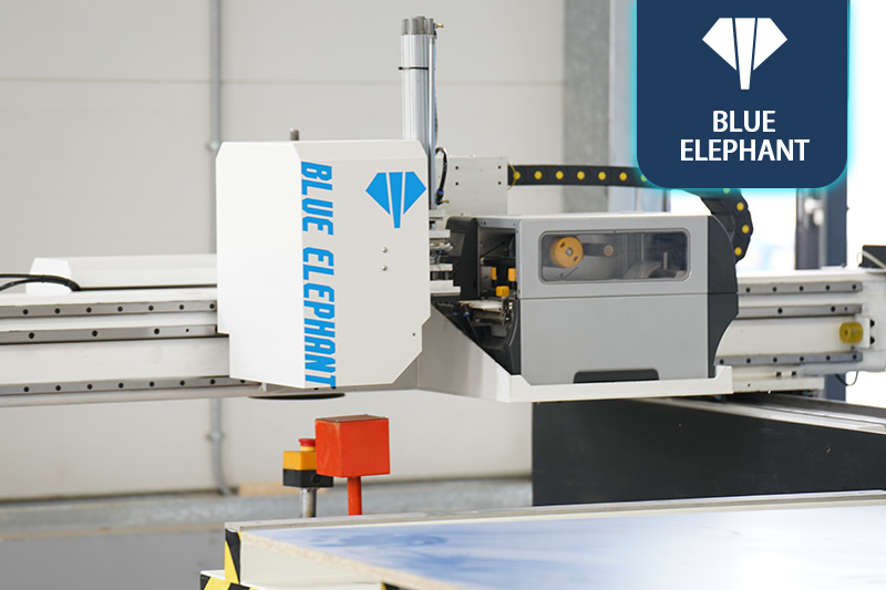 智能开料机任务站