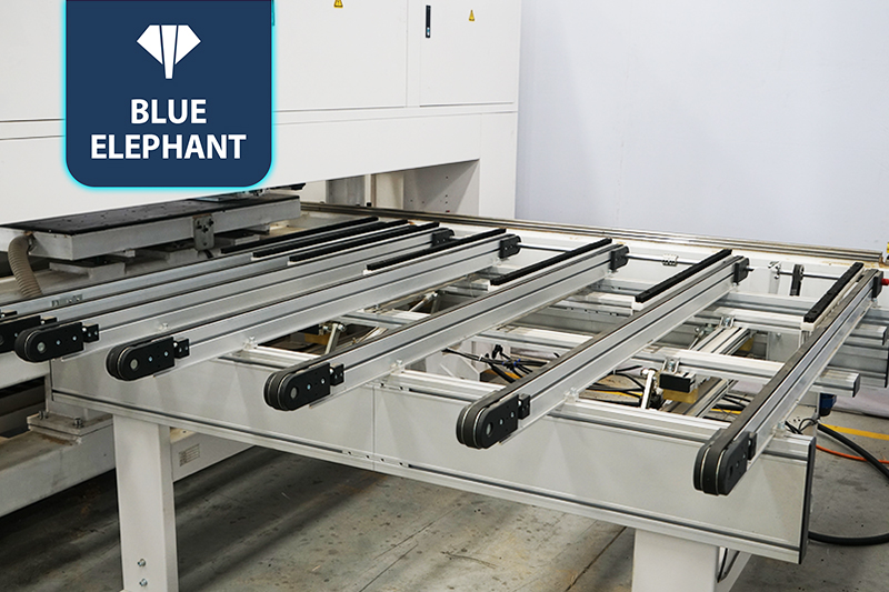 主动换刀六面钻