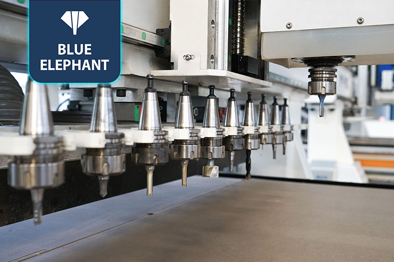 一拖二贴标钻切单位