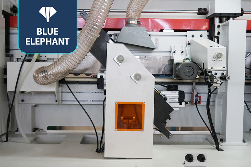 软成型全主动封边机