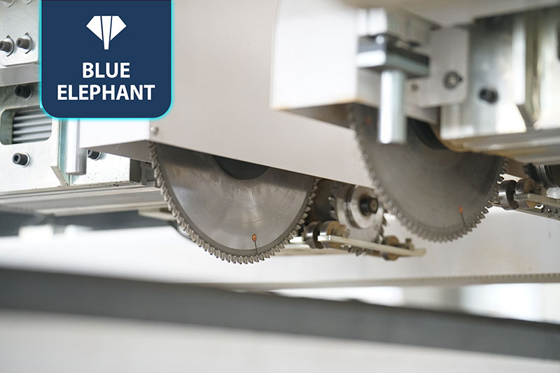 EM2.1-1128 经由过程式四边锯