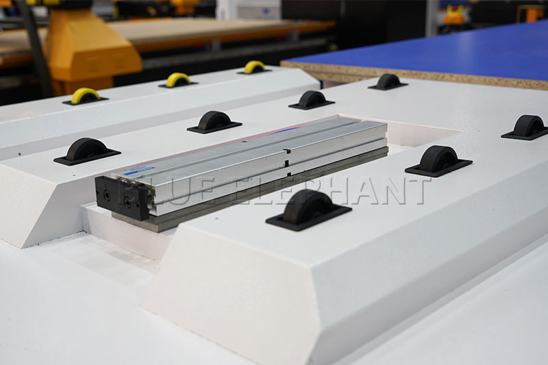 主动高低料直排加工中间